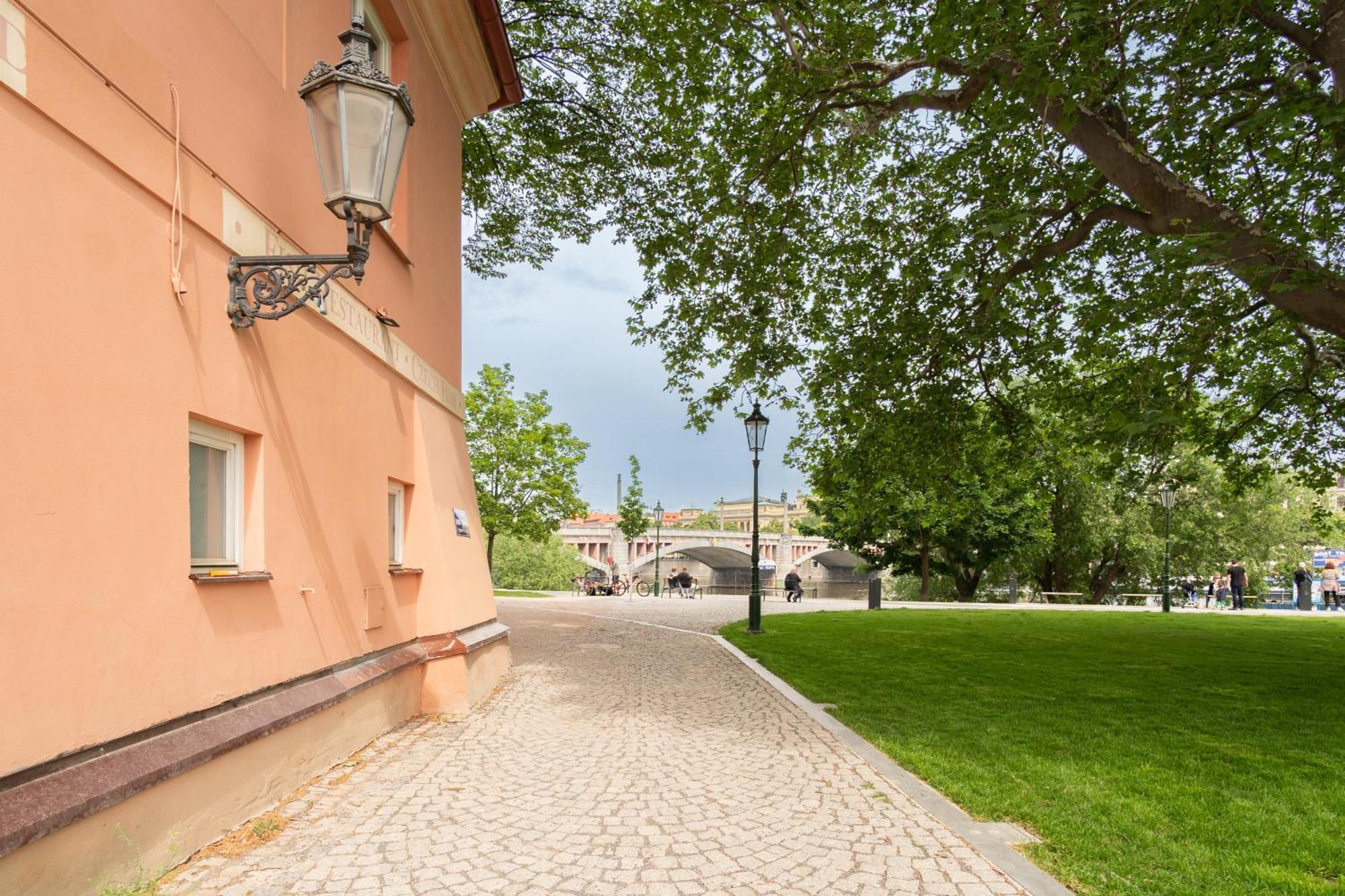 River View Apartment Praha Eksteriør bilde